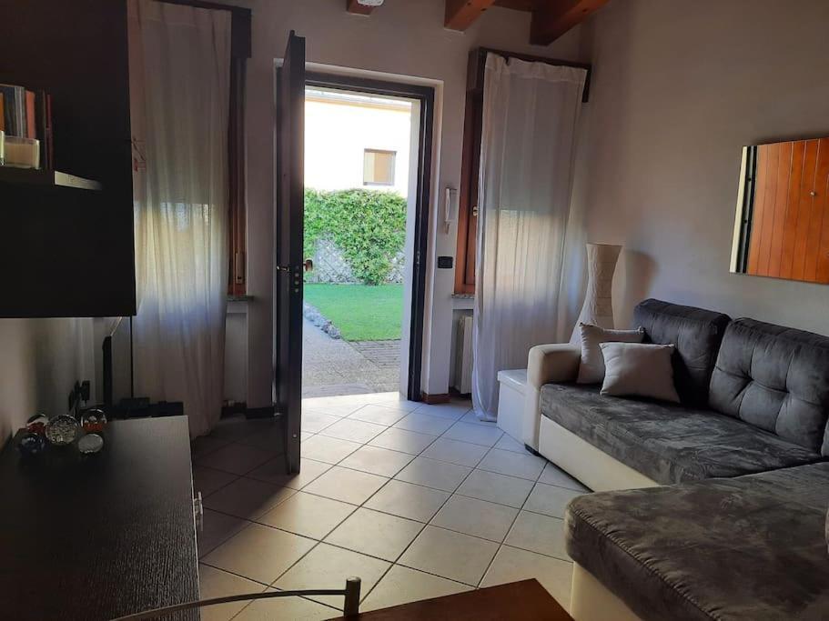 La Casa Di Davide Con Giardino E Garage Apartment เวโรนา ภายนอก รูปภาพ
